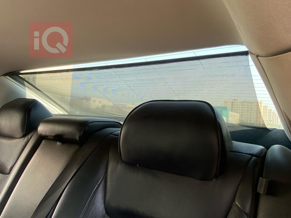 کرایسلەر 300